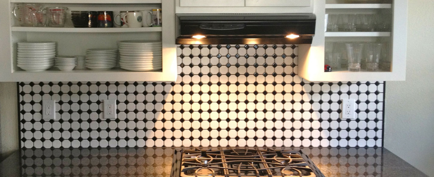 Geflieste Rückwand für die Küche - große Auswahl, viele Dekore. Zeitlos.