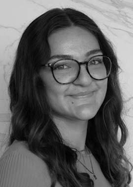 Ronja Hoffert, Ansprechpartnerin Buchhaltung