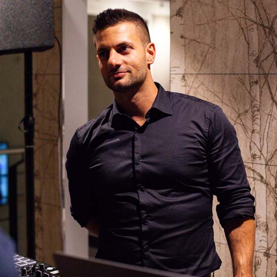 dj-rasterbild DJ Vincent Amedi