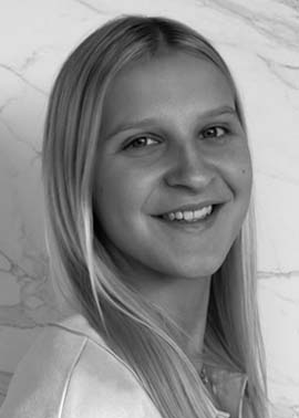 Mitarbeiterportrait in schwarz-weiß von Selina Hirzler, Auszubildende