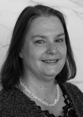 ulrike-gruenagel-web Mitarbeiter-Foto in schwarz-weiß von Ulrike Grünagel