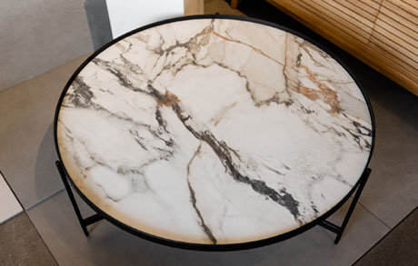 coffeetable-beistelltisch-sofatisch-keramiktischplatte-calacattasupreme