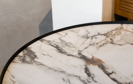 coffeetable-sidetable-beistelltisch-keramiktisch-calacattasupreme-oberflaechematt