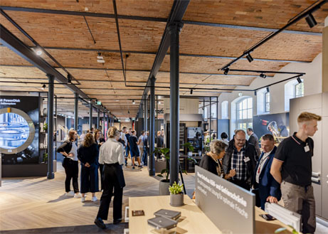 gutboeckel-kuechenmeile-a30-messebesucher-showroom Showrrom der Küchenmeile A30 auf Gut Böckel
